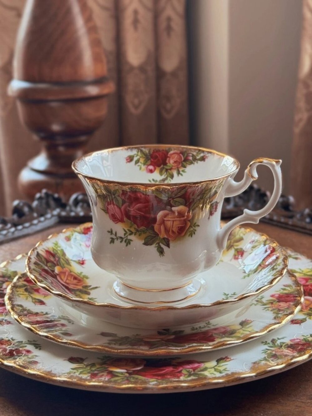 Royal Albert Old Country Roses 4-Pc Place Setting 1st Ed Fine Bone China Vintage